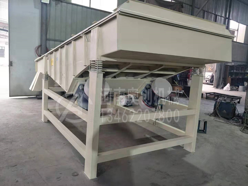 烘干砂直線振動篩分機如何選型?要考慮哪些因素?